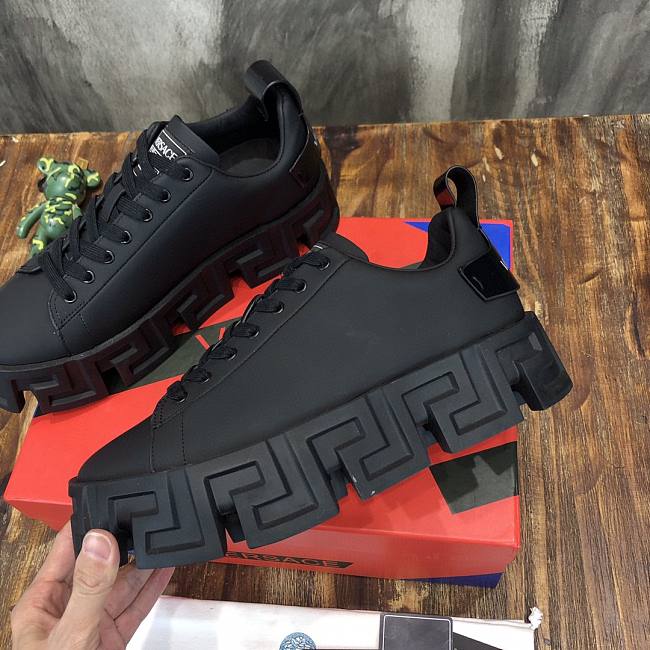 greca labyrinth trainers