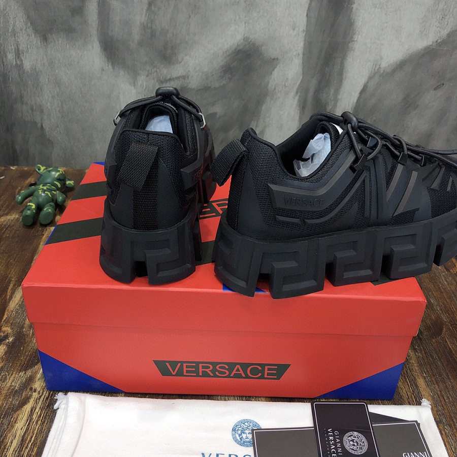 versace greca labyrinth trainers